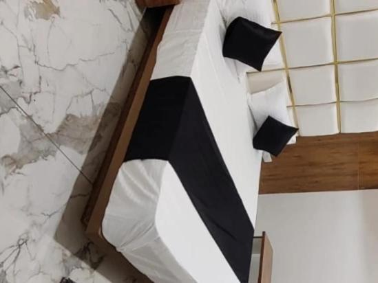 Hotel New German Αχμπανταμπάντ Δωμάτιο φωτογραφία